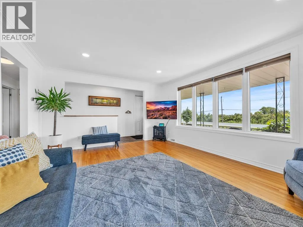 542 CONCESSION RD 2 North