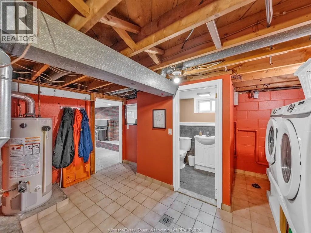542 CONCESSION RD 2 North