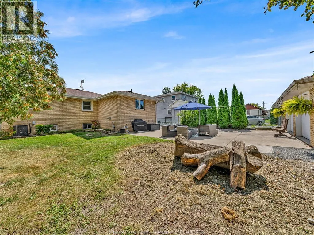 542 CONCESSION RD 2 North