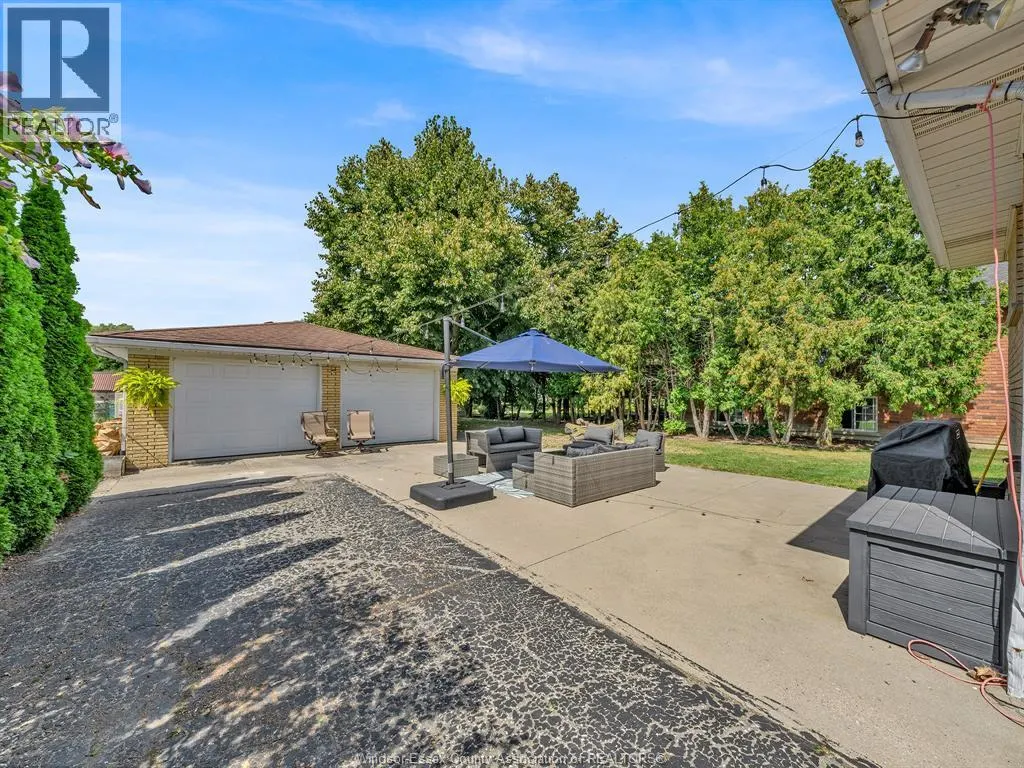 542 CONCESSION RD 2 North