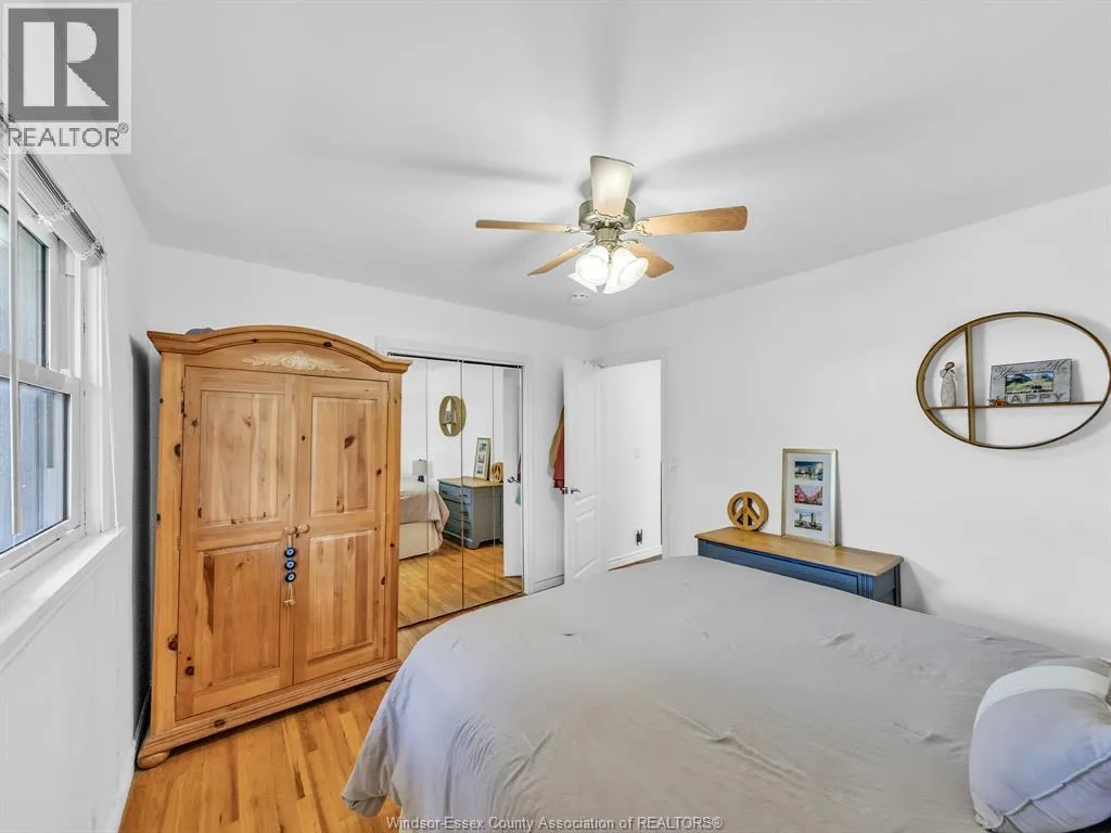 542 CONCESSION RD 2 North