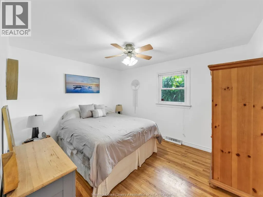 542 CONCESSION RD 2 North