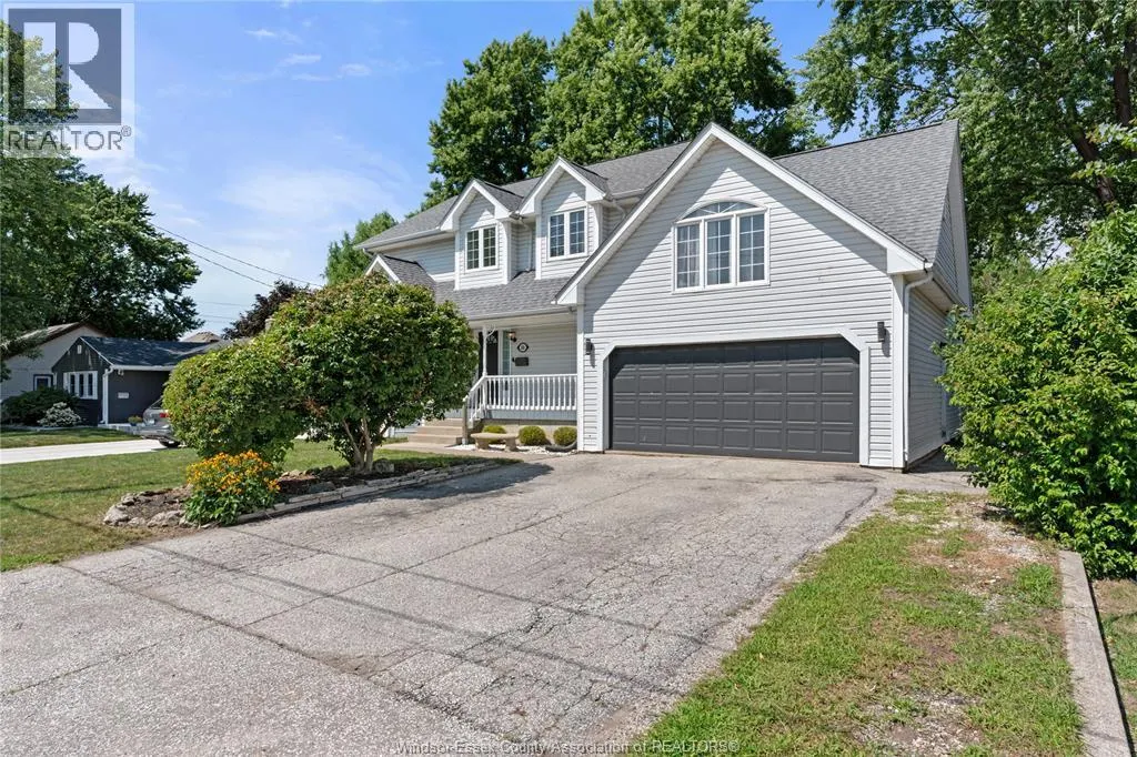 206 WILLOW DRIVE