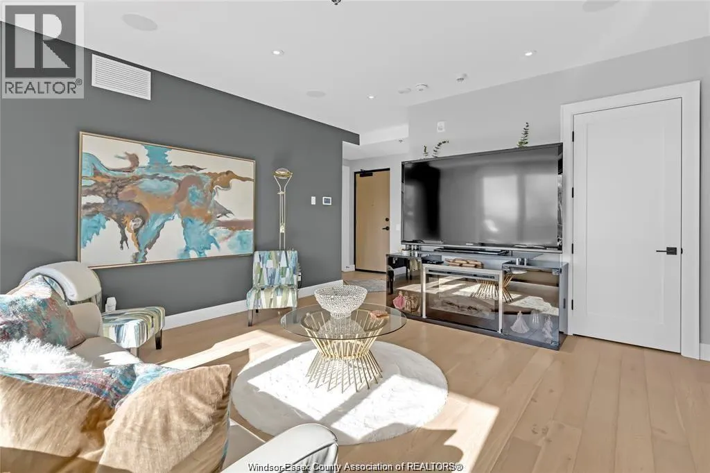 14400 TECUMSEH ROAD East Unit# 213