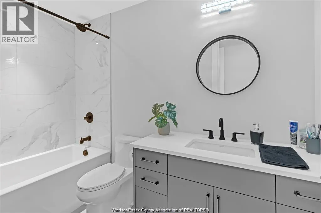 14400 TECUMSEH ROAD East Unit# 213