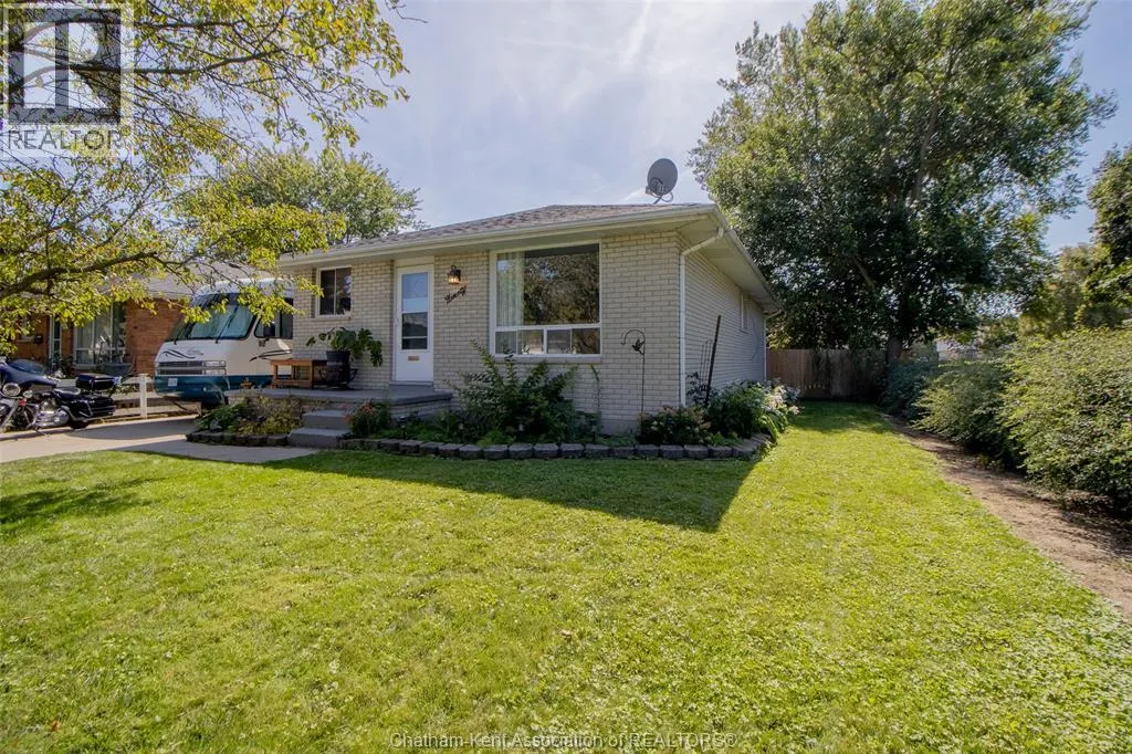 90 Timmins CRESCENT