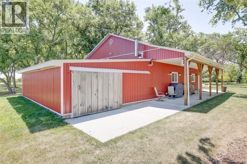 6239 HOLDEN ROAD