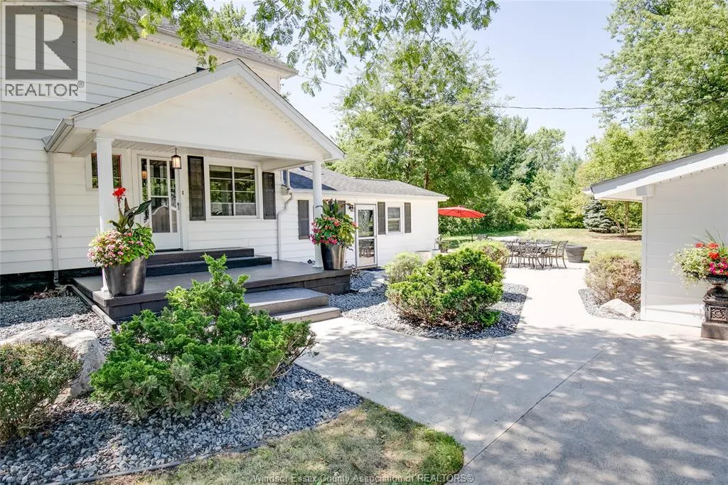 6239 HOLDEN ROAD