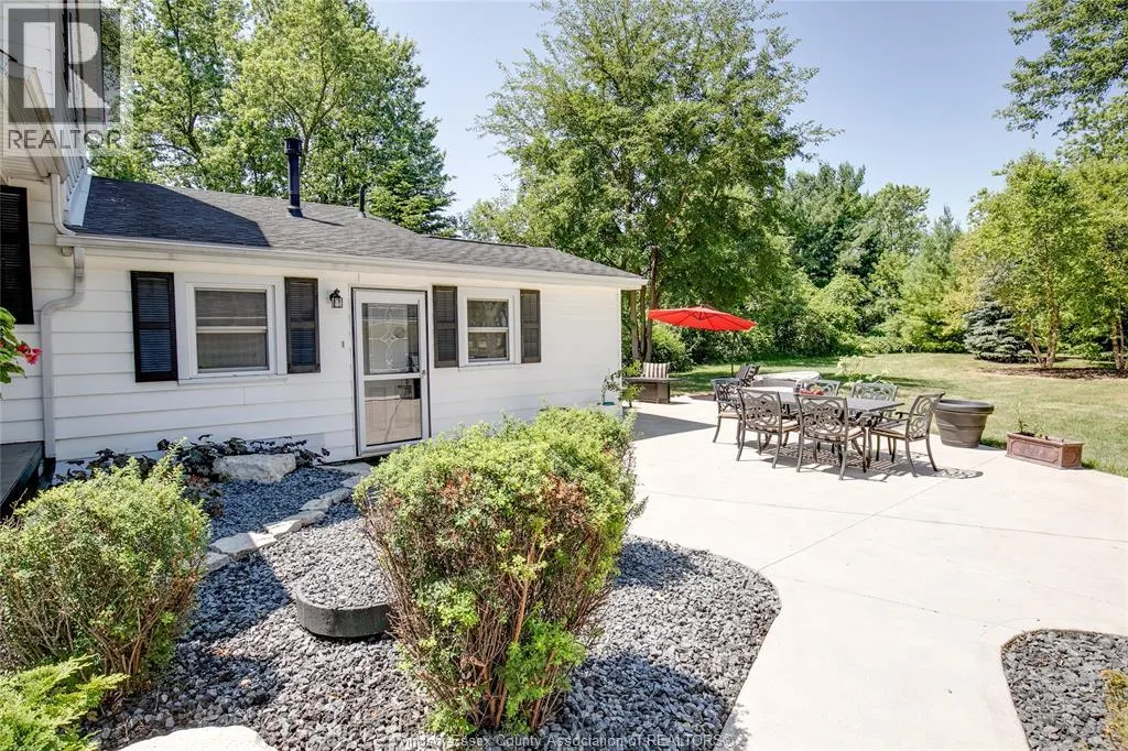 6239 HOLDEN ROAD