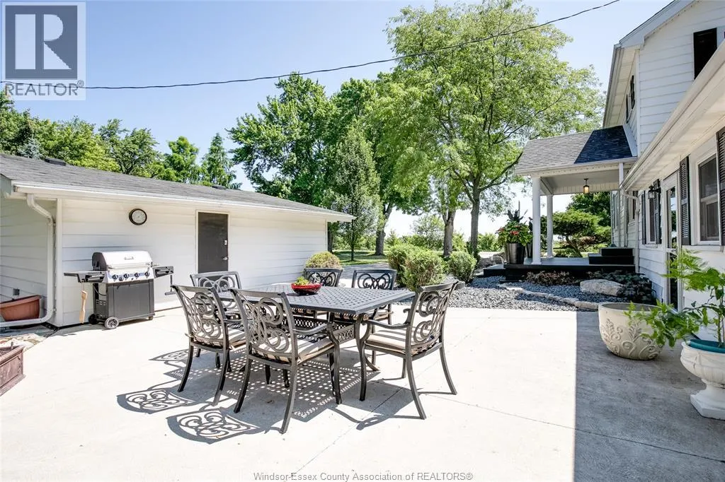 6239 HOLDEN ROAD