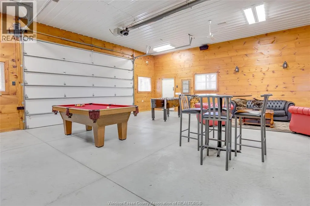 6239 HOLDEN ROAD