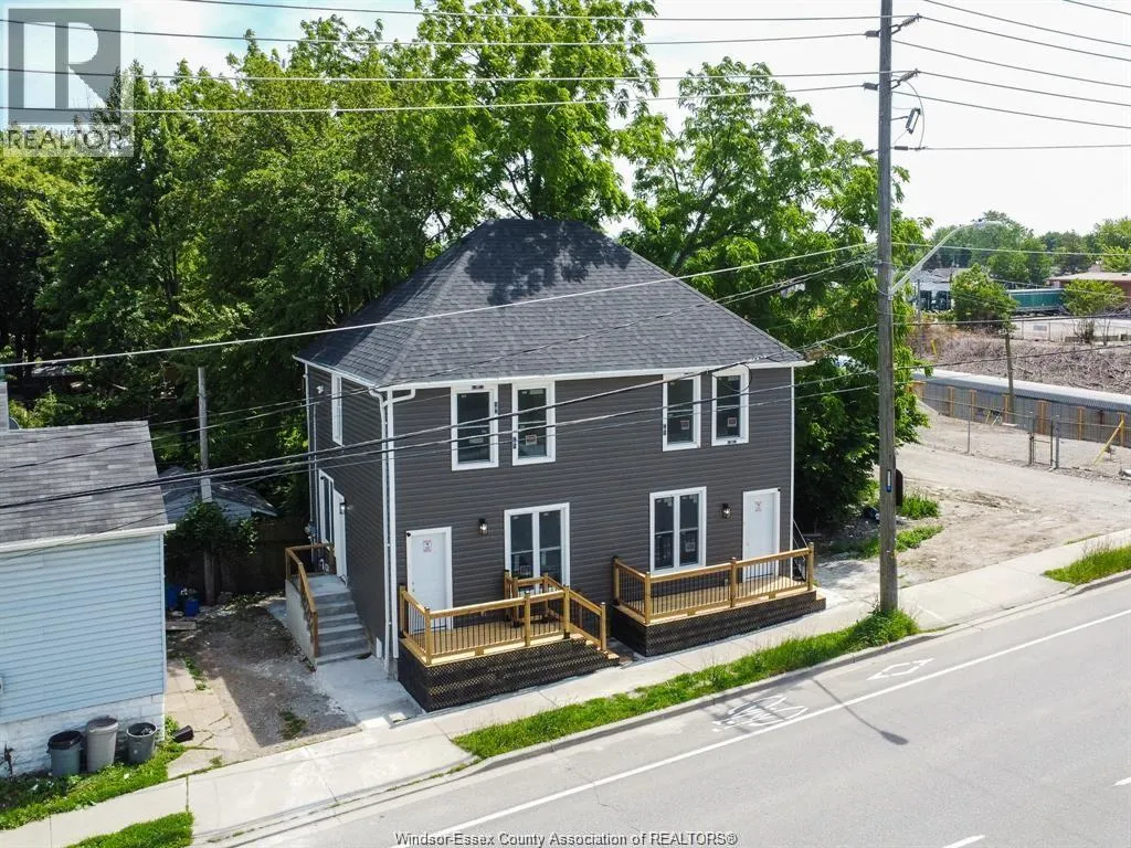 1219-1225 COLLEGE AVENUE