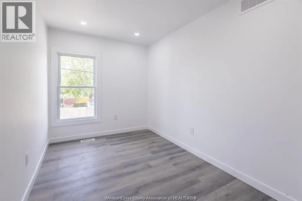 1219-1225 COLLEGE AVENUE