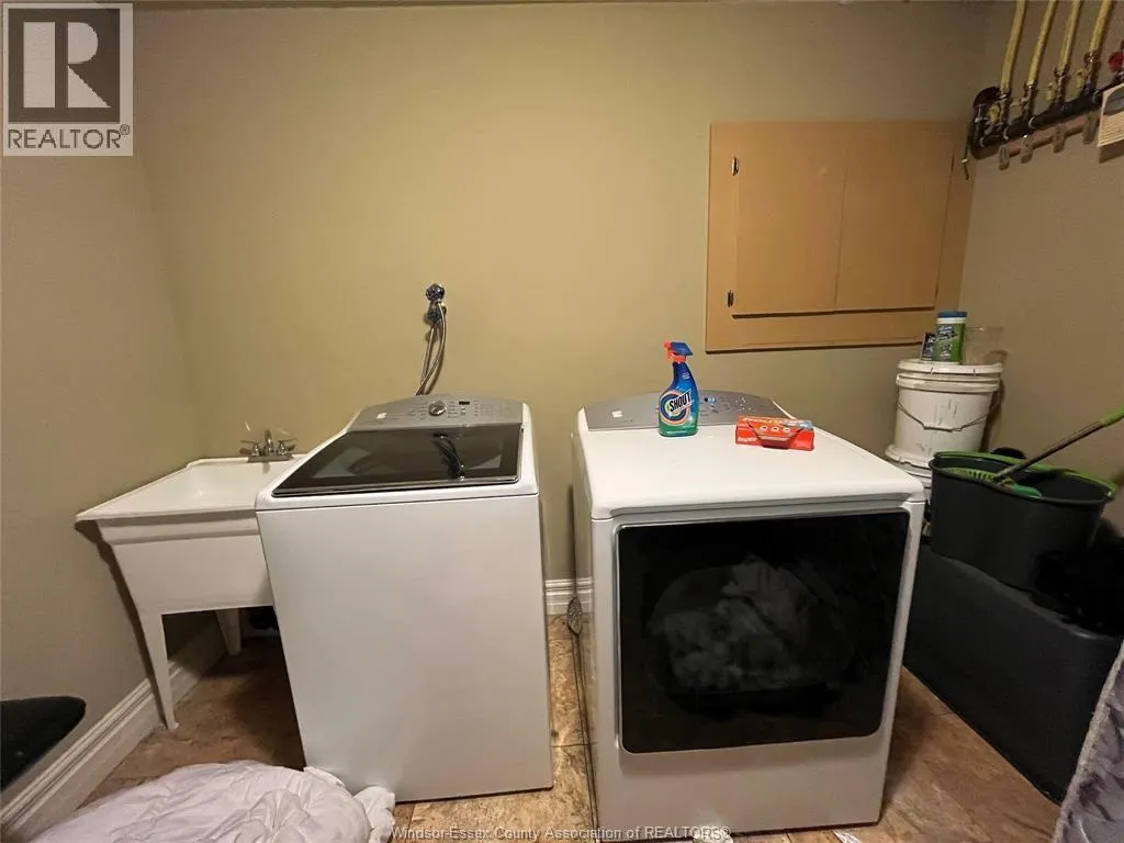4832 PERIWINKLE CRESCENT Unit# LOWER