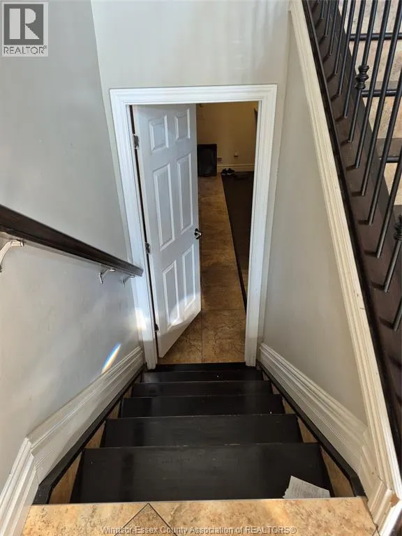 4832 PERIWINKLE CRESCENT Unit# LOWER