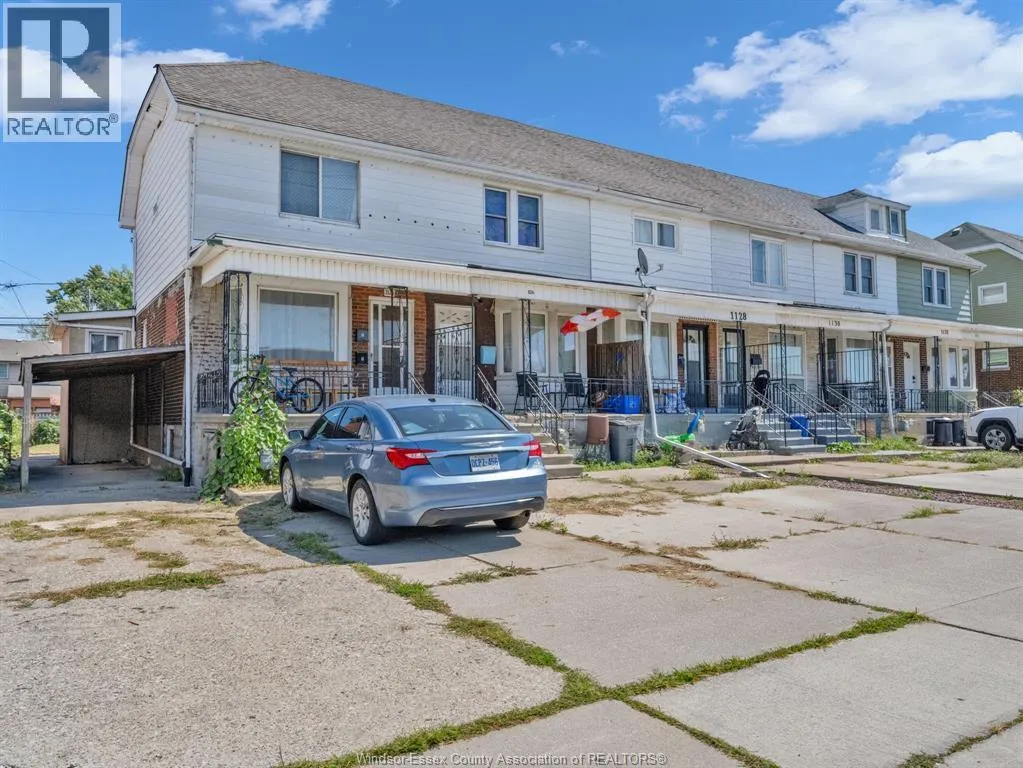 1124 MERCER STREET