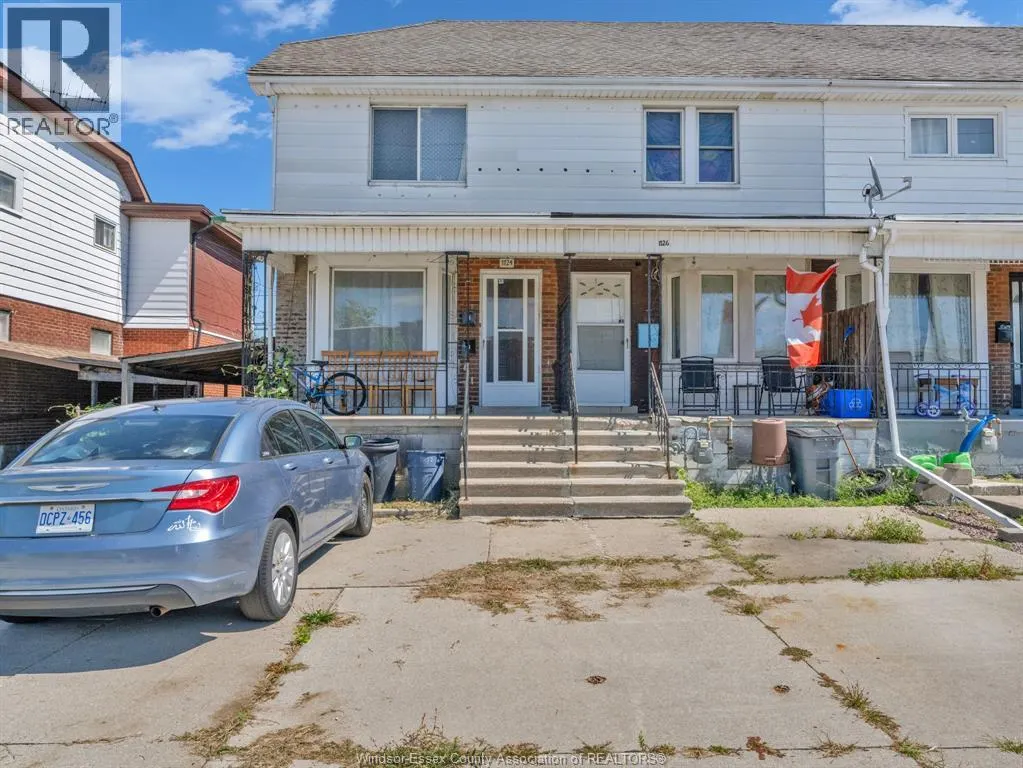 1124 MERCER STREET