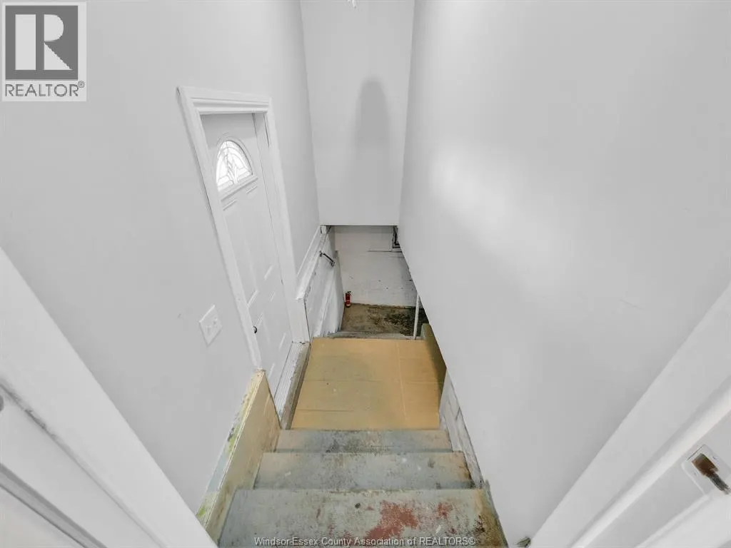 364 CRAWFORD AVENUE
