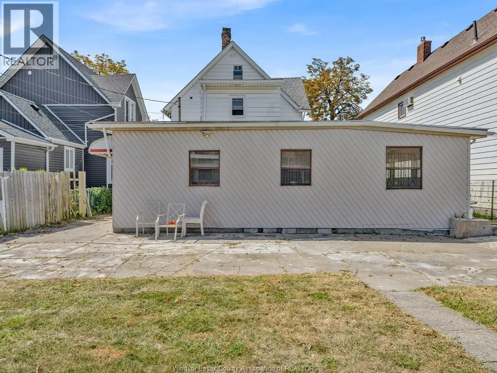 364 CRAWFORD AVENUE