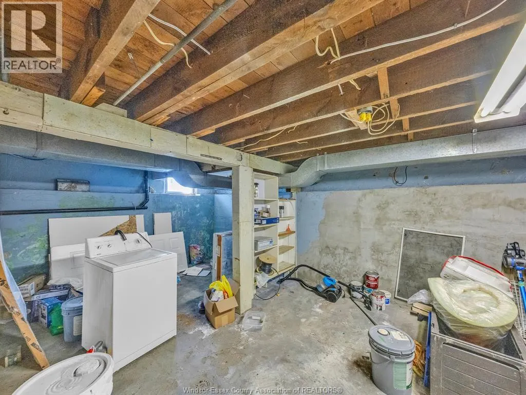 364 CRAWFORD AVENUE