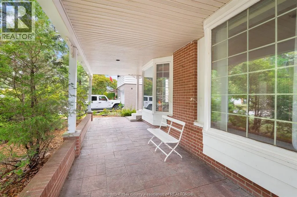 366 GENEVIEVE STREET