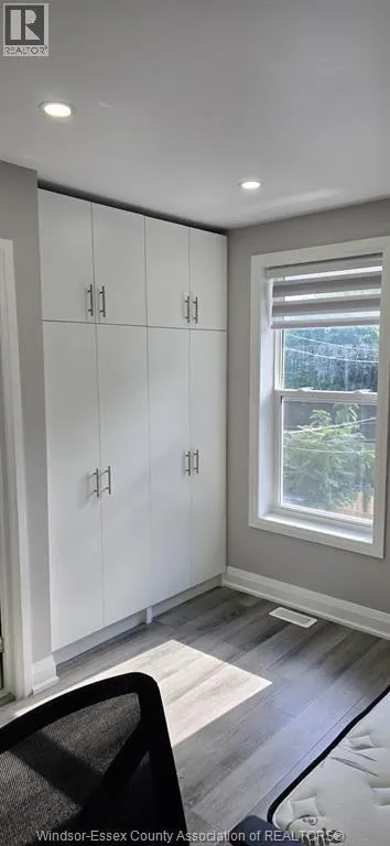 765 DOUGALL Unit# MAIN