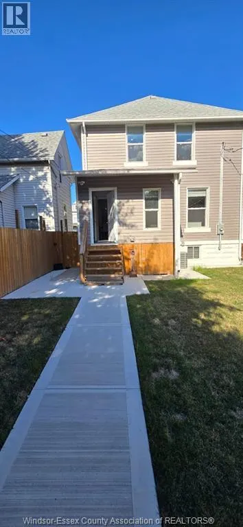 765 DOUGALL Unit# UPPER