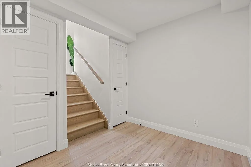 2611 PILLETTE ROAD