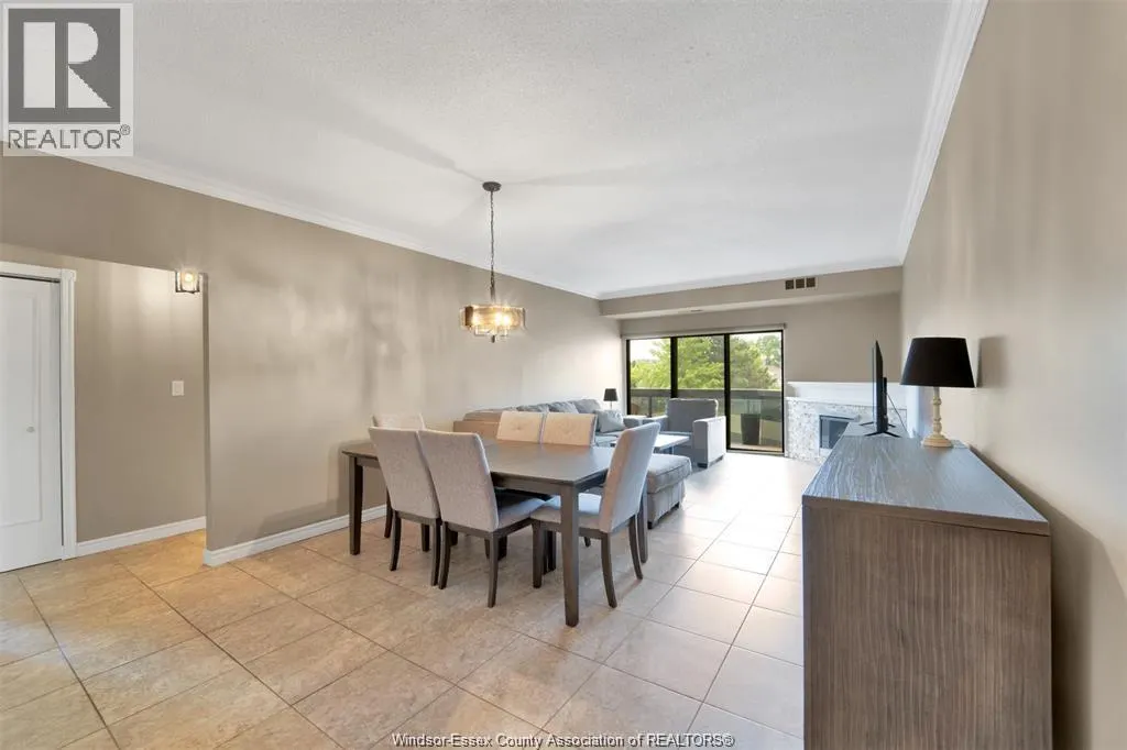 3663 RIVERSIDE DRIVE East Unit# 203