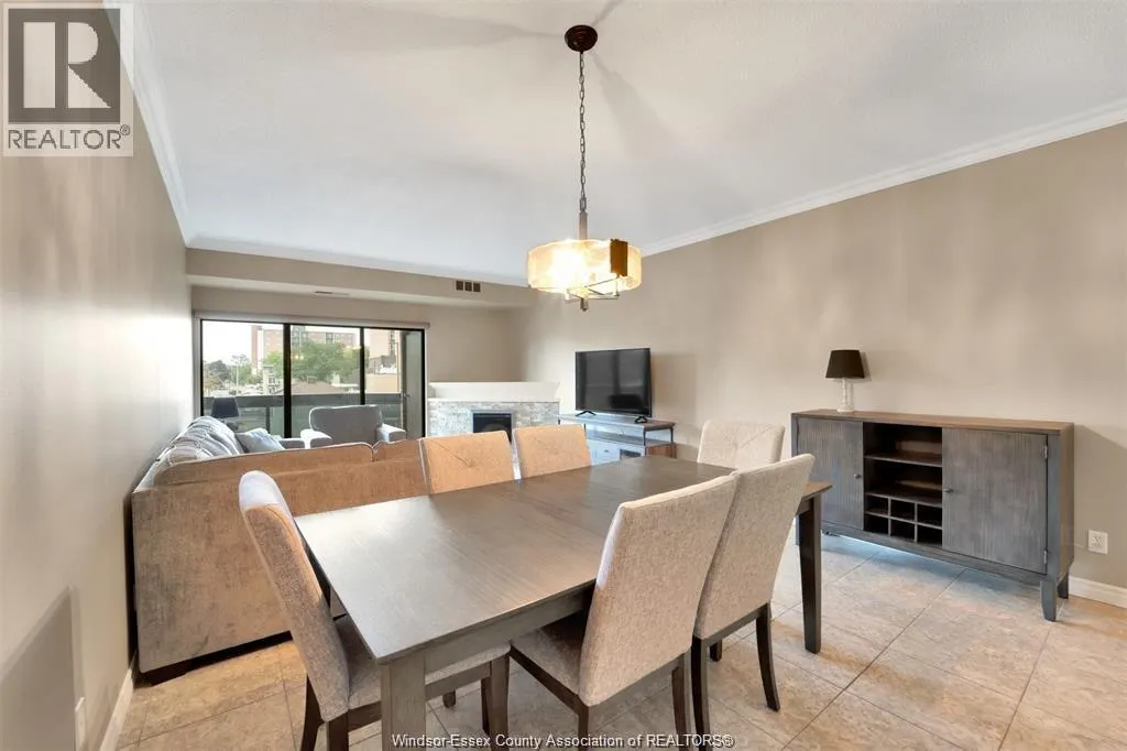 3663 RIVERSIDE DRIVE East Unit# 203