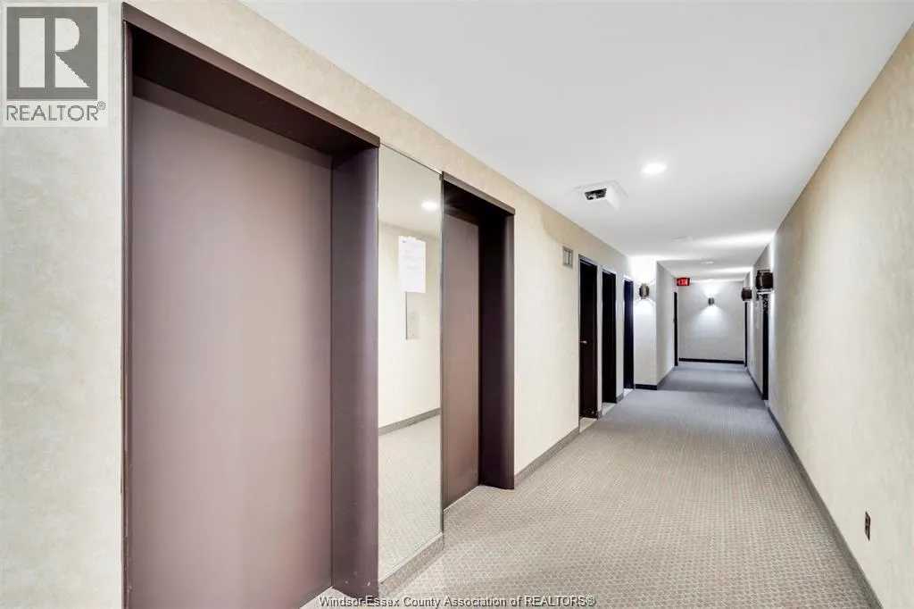 3663 RIVERSIDE DRIVE East Unit# 203