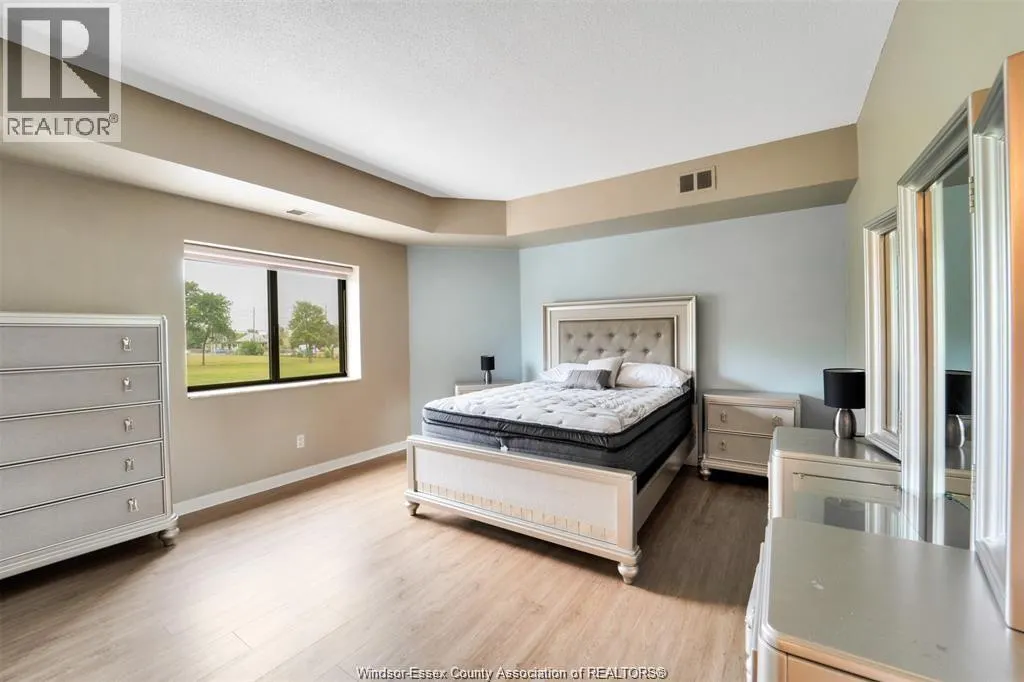 3663 RIVERSIDE DRIVE East Unit# 203