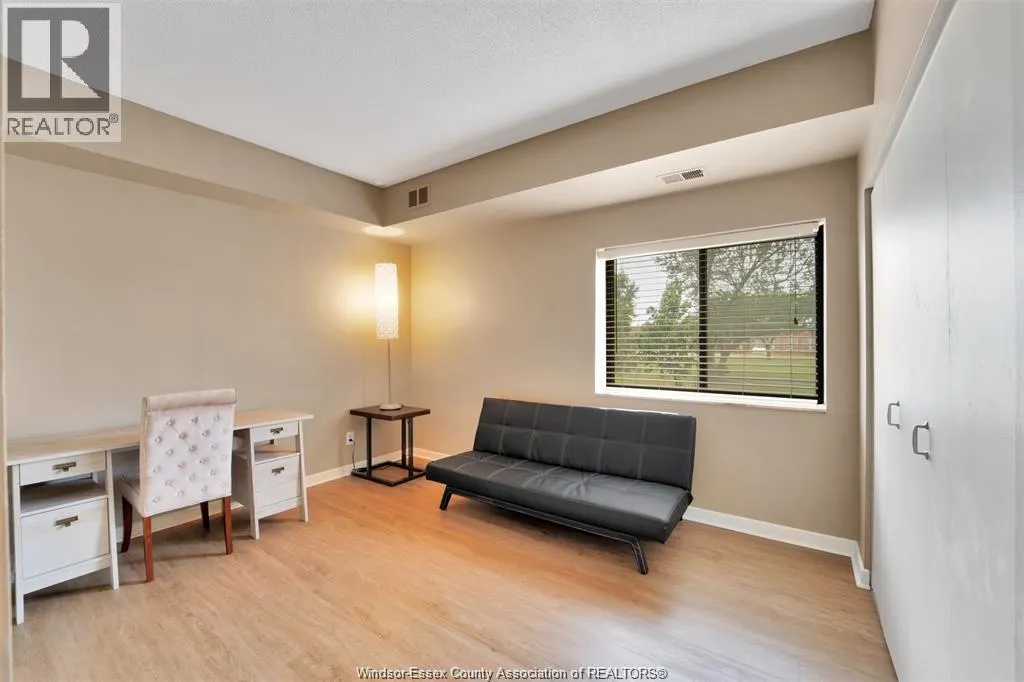 3663 RIVERSIDE DRIVE East Unit# 203