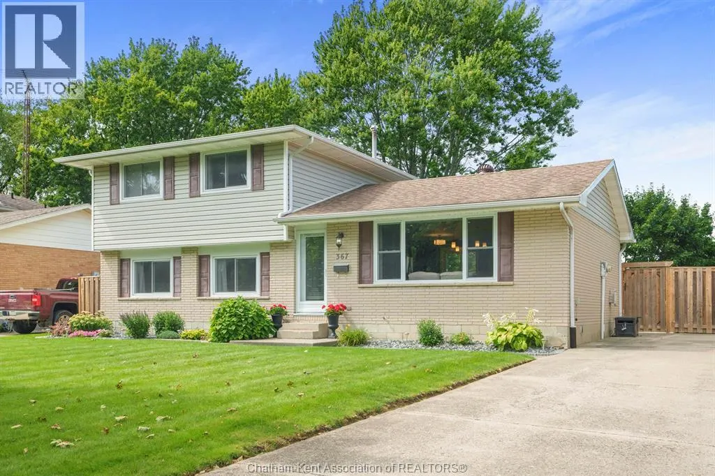367 MCNAUGHTON AVENUE West