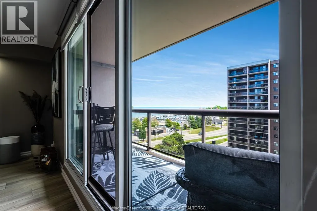 9099 Riverside DRIVE East Unit# 912W