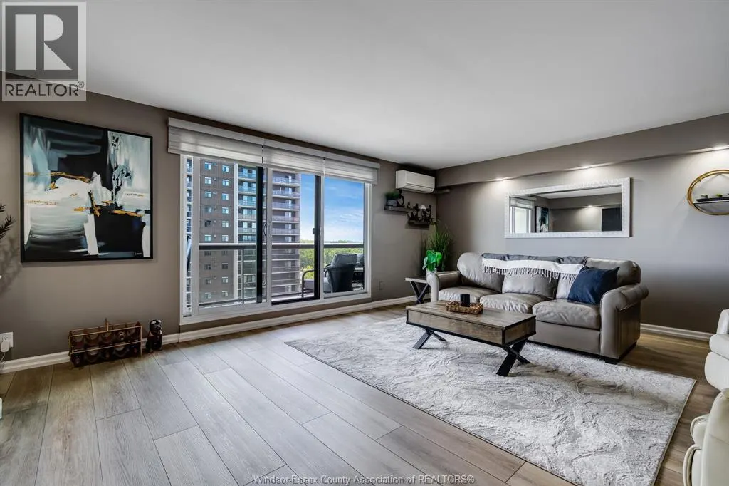 9099 Riverside DRIVE East Unit# 912W