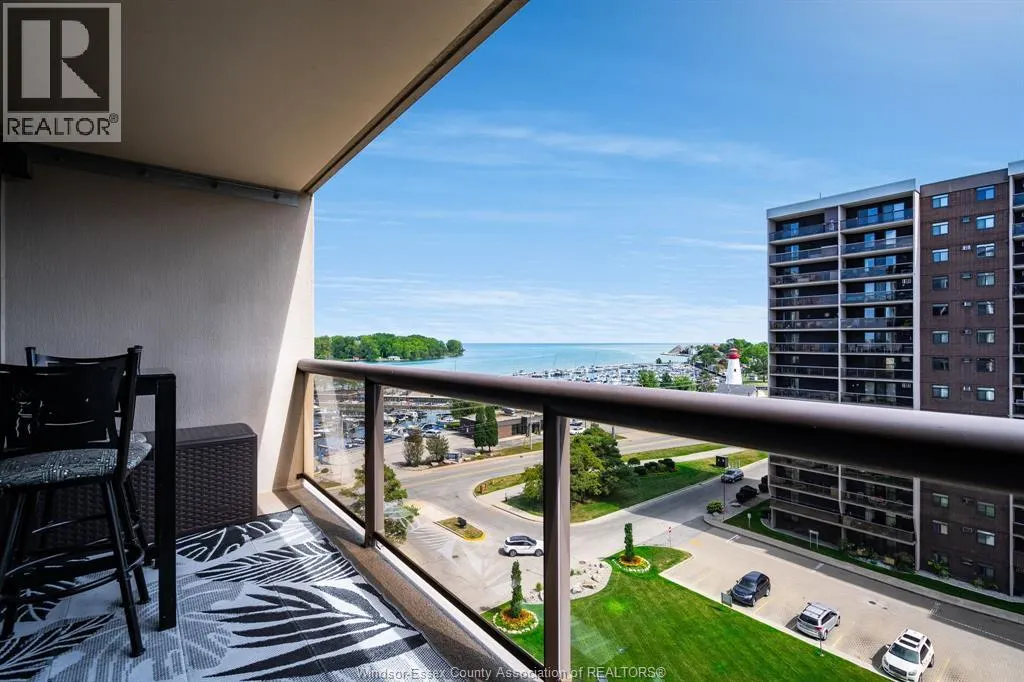 9099 Riverside DRIVE East Unit# 912W