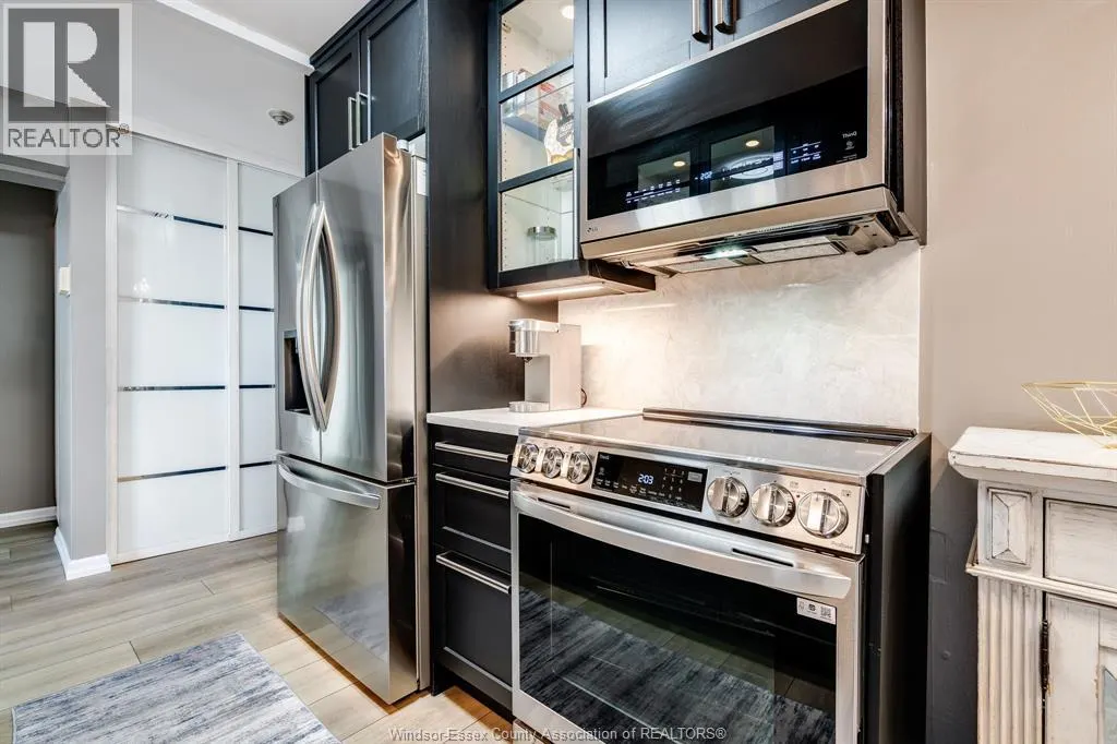 9099 Riverside DRIVE East Unit# 912W
