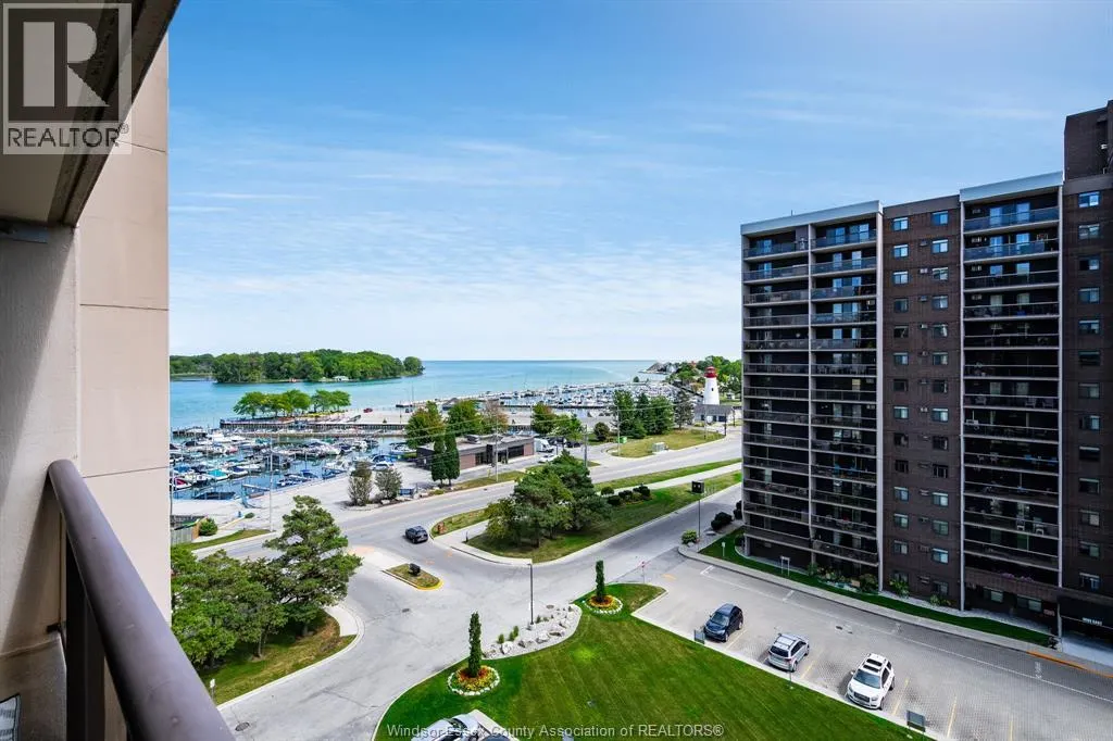 9099 Riverside DRIVE East Unit# 912W