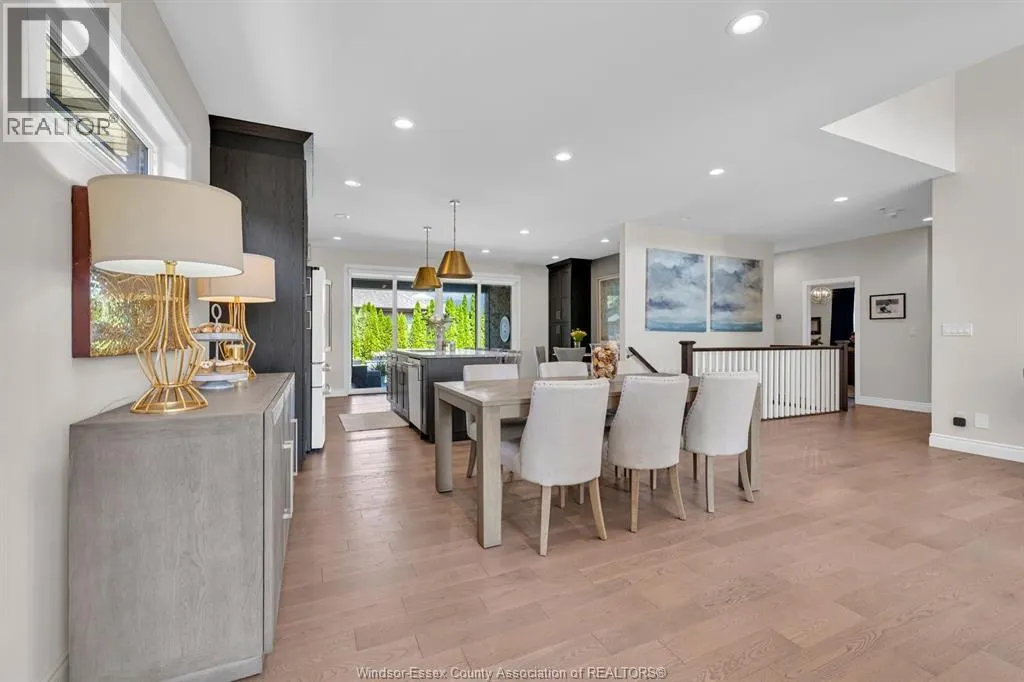 331 Lakewood Cres