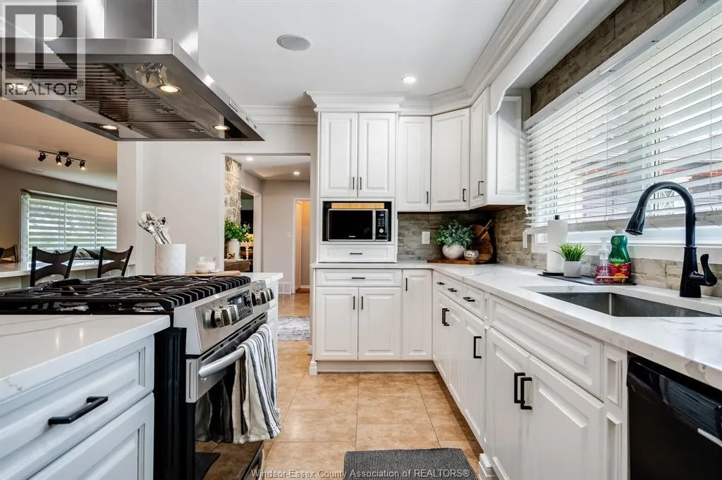 26 CREST VIEW DRIVE