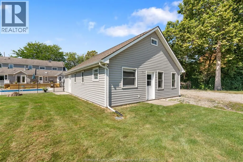589 FRONT STREET North
