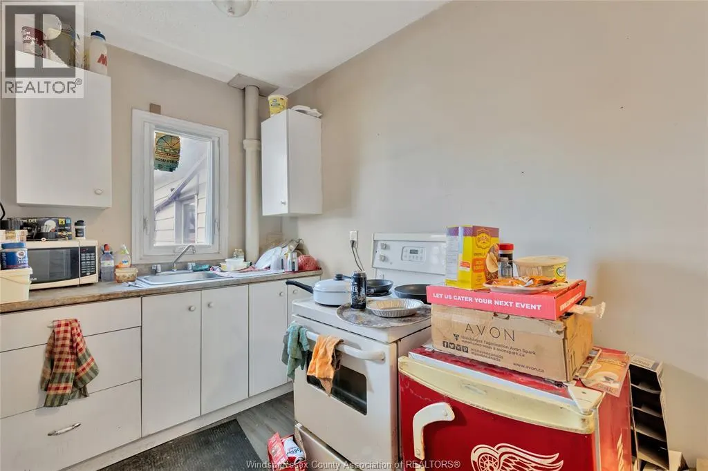 853-861 WYANDOTTE