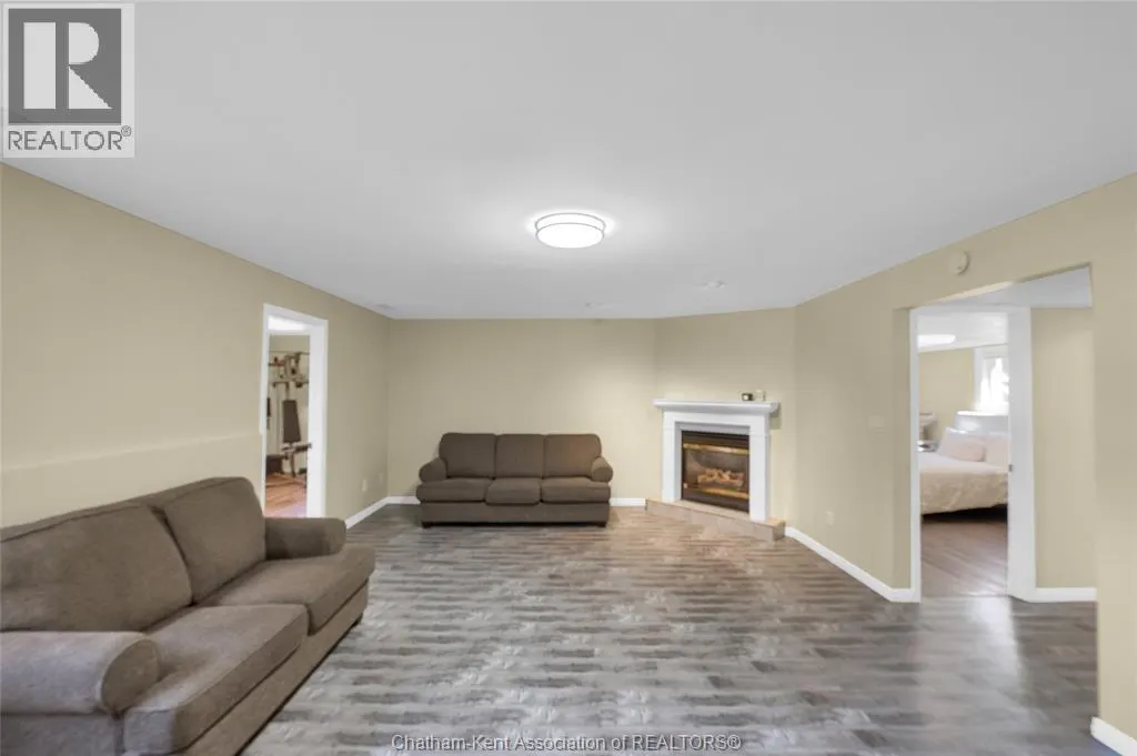 25619 Meadowbrook LANE