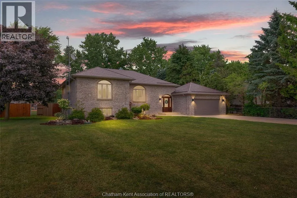 25619 Meadowbrook LANE