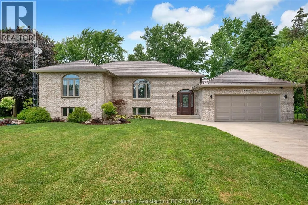 25619 Meadowbrook LANE