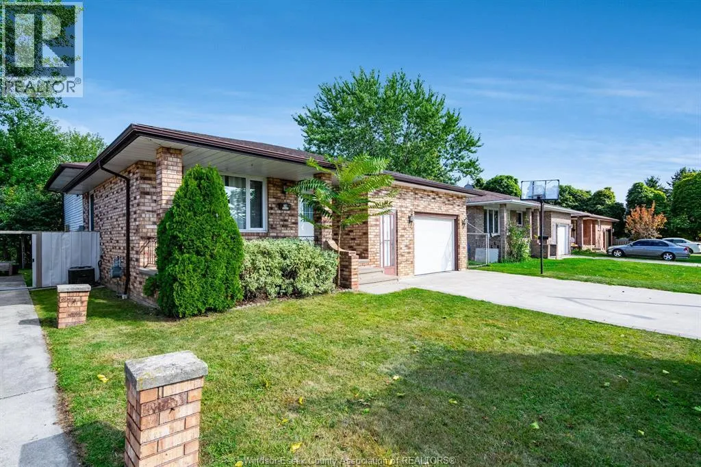 28 Jasperson DRIVE