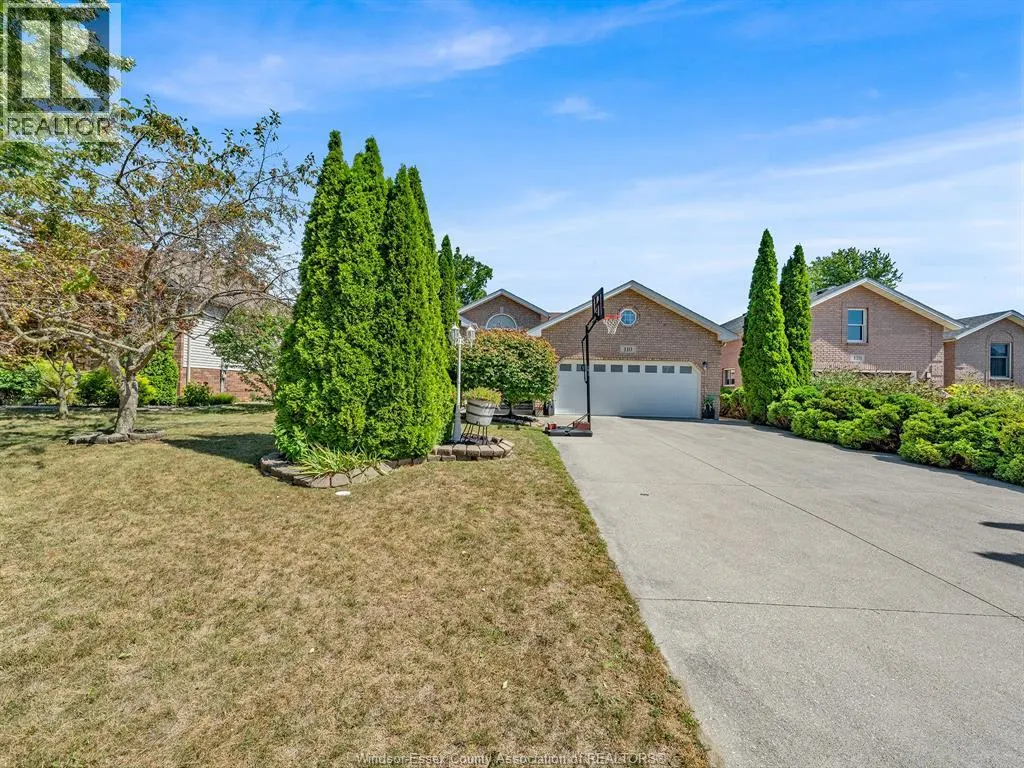 110 SUNSET DRIVE