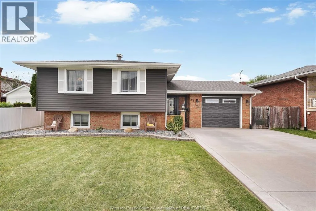 21 CAMELOT AVENUE