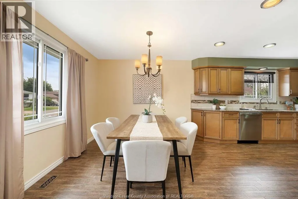 21 CAMELOT AVENUE